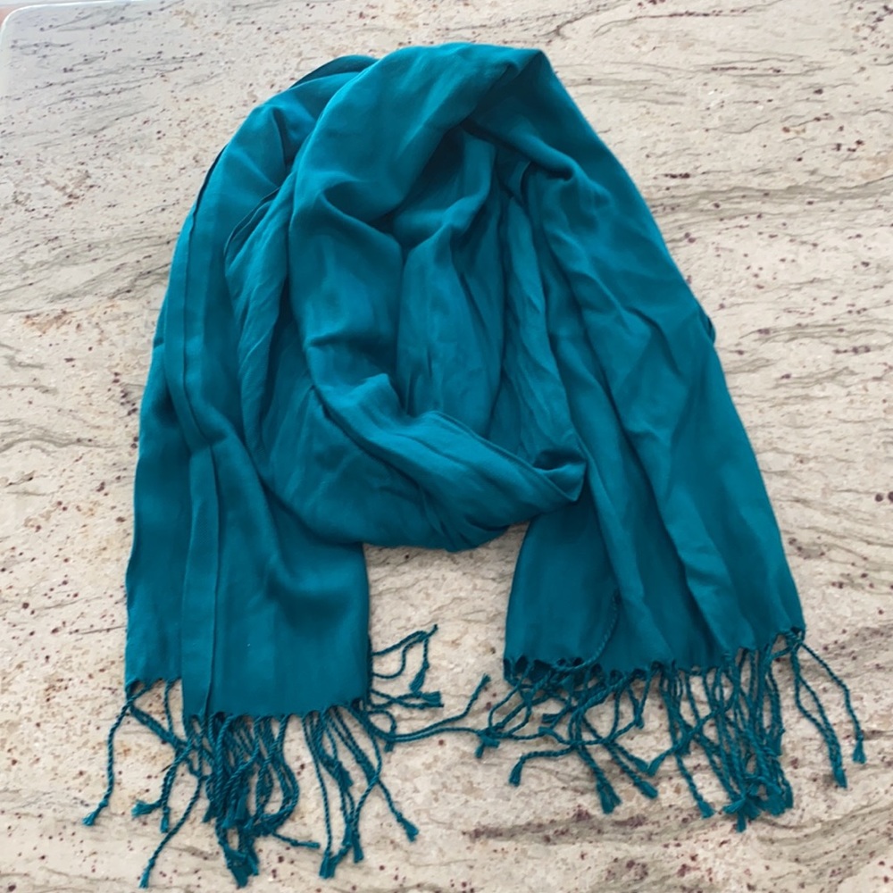 Stunning Teal Scarf/Warp with Tassels